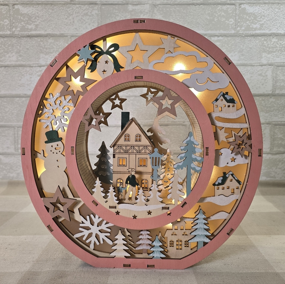 Anthropologie Wonderland Scene Monogram Light-Up Winter Decoration Letter O